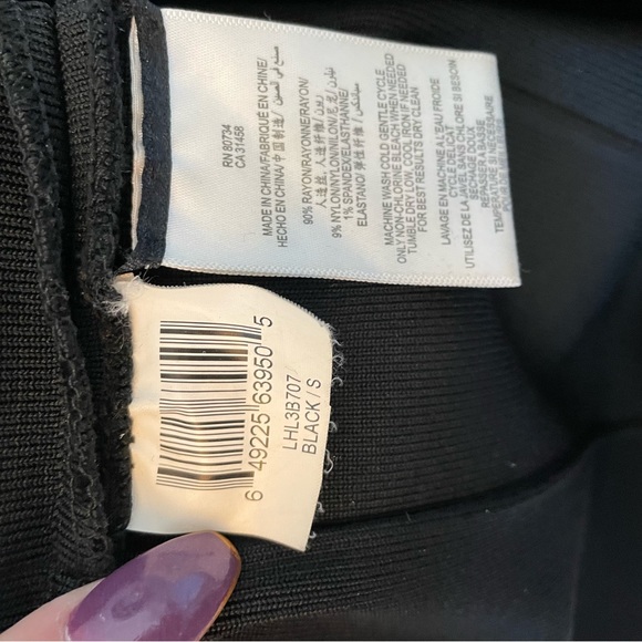 BCBG MAXAZRIA SIMONE TEXTURED POWER SKIRT SIZE S - Picture 3 of 4